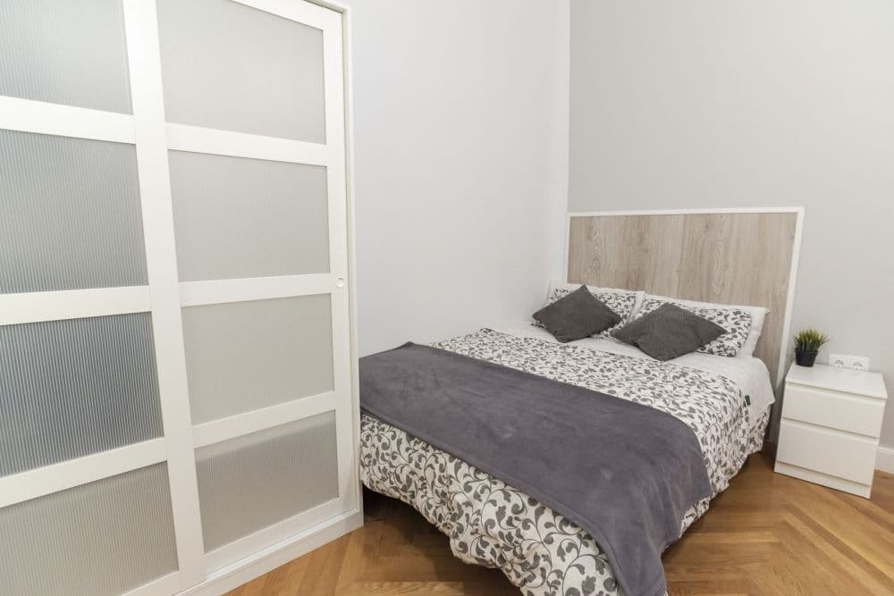 Private room in Madrid photo 2