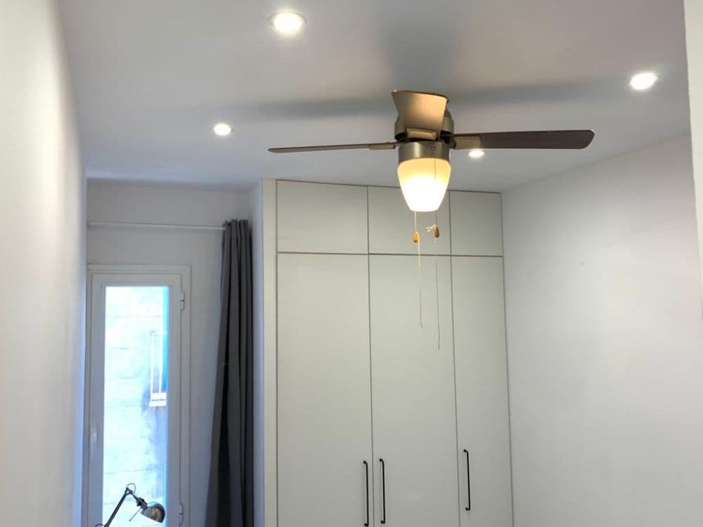 Private room in Madrid photo 3